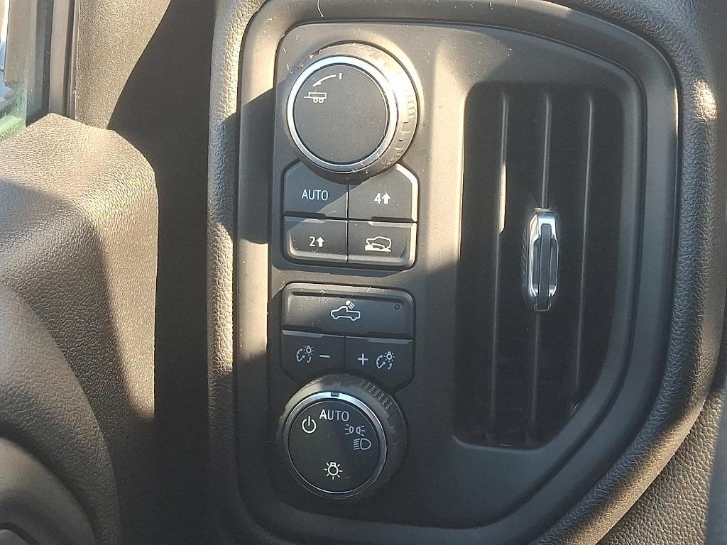 used 2022 Chevrolet Silverado 1500 Limited car, priced at $28,995