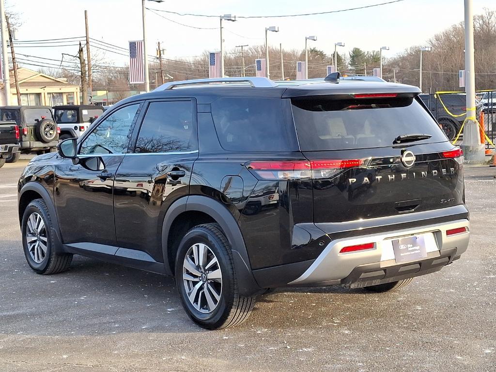 used 2022 Nissan Pathfinder car, priced at $31,999