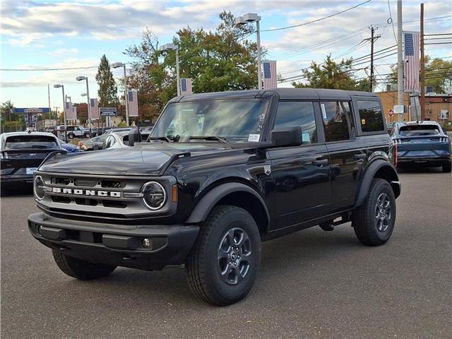 new 2024 Ford Bronco car, priced at $44,917