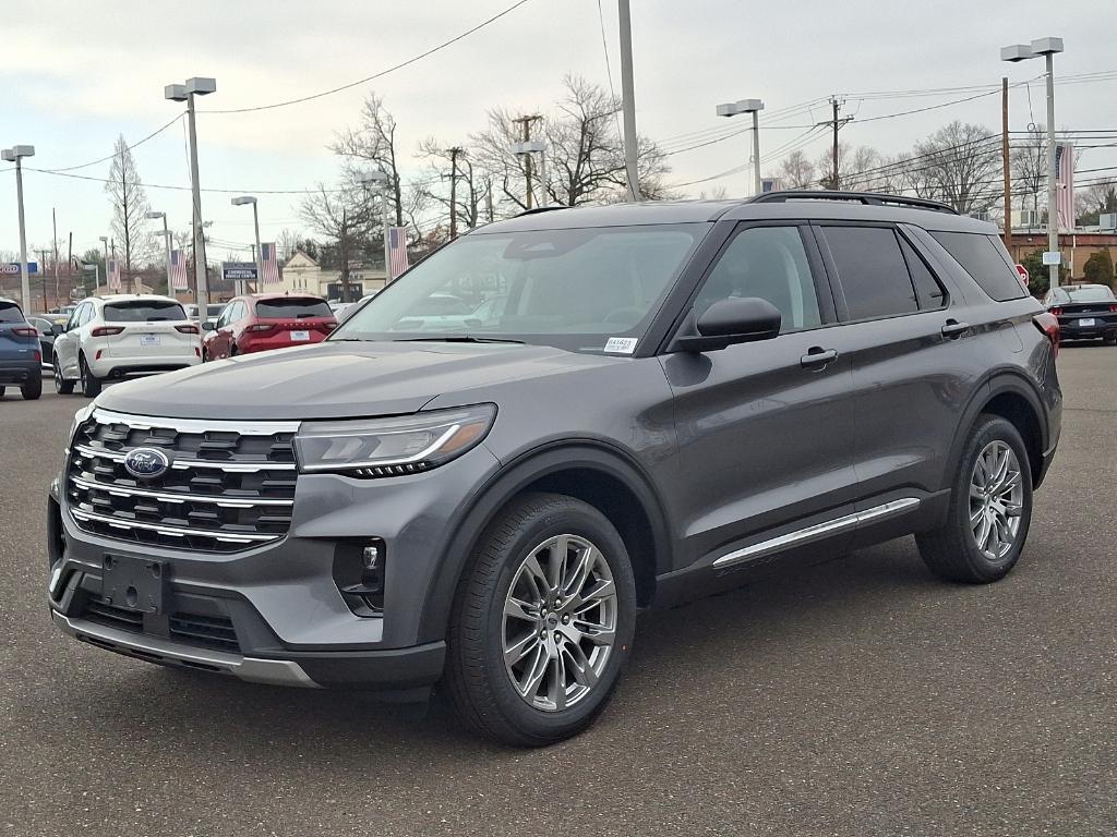 new 2025 Ford Explorer car, priced at $45,805