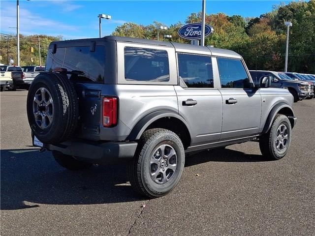 new 2025 Ford Bronco car, priced at $48,015