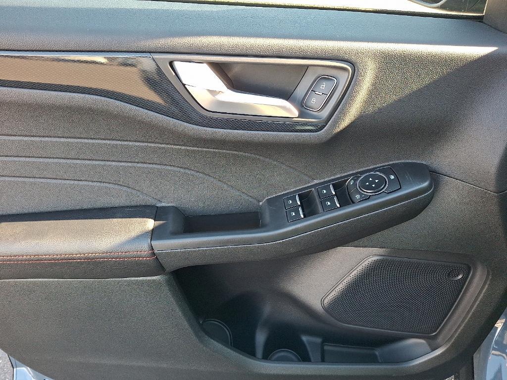 new 2026 Ford Escape car, priced at $32,029