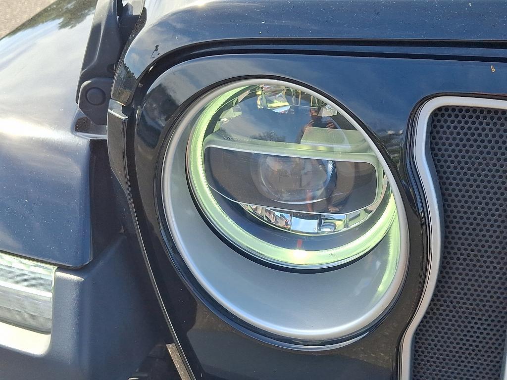 used 2019 Jeep Wrangler Unlimited car, priced at $26,495