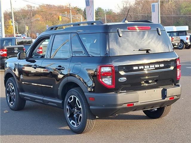 new 2024 Ford Bronco Sport car, priced at $33,930