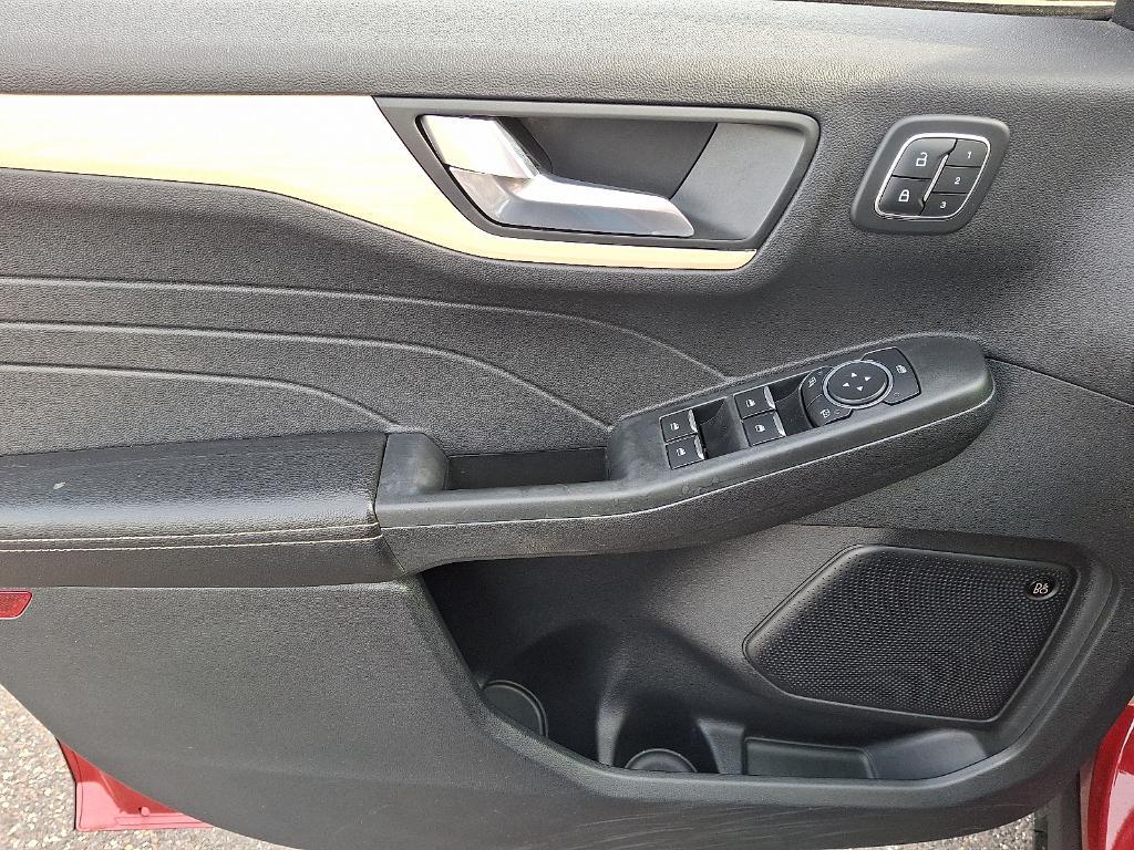 used 2022 Ford Escape car, priced at $27,995