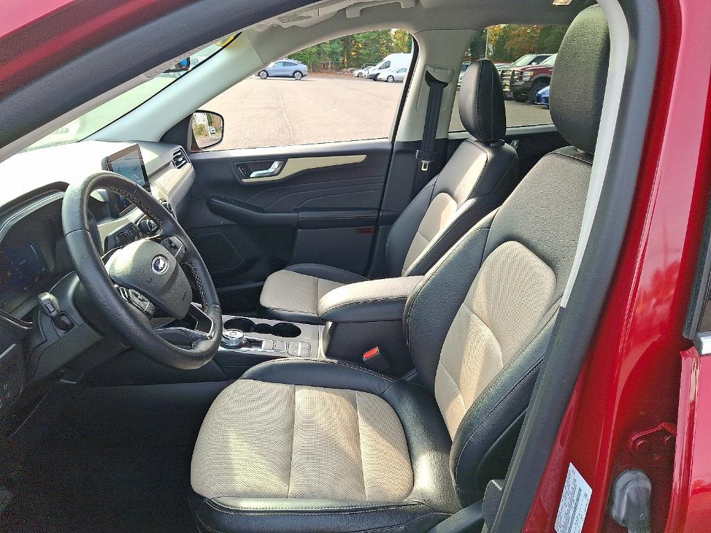 used 2022 Ford Escape car, priced at $27,995