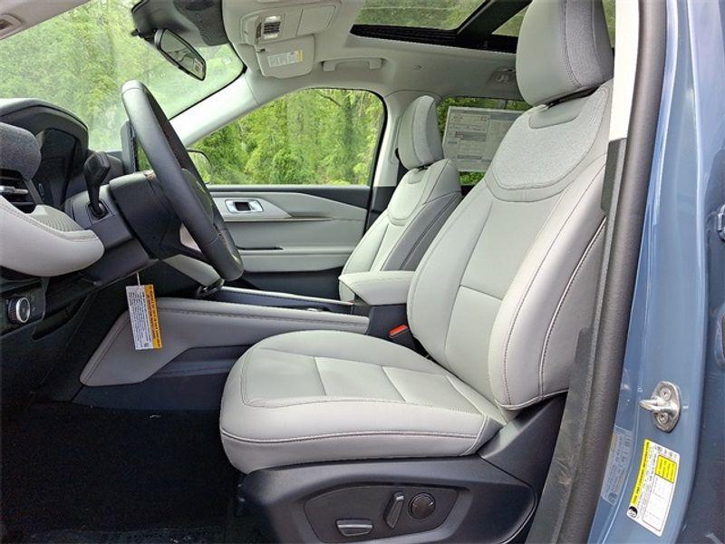 new 2025 Ford Explorer car, priced at $47,007