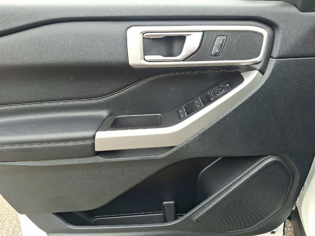used 2022 Ford Explorer car, priced at $29,999