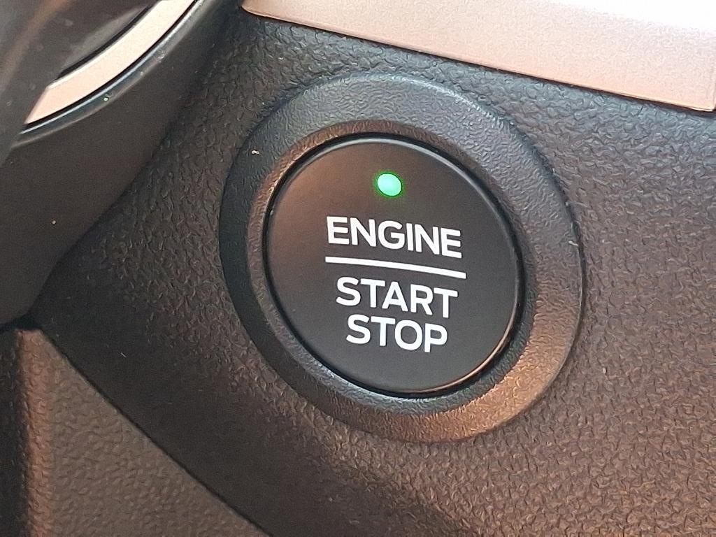 used 2022 Ford Escape car, priced at $22,749
