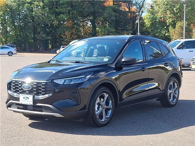 used 2025 Ford Escape car, priced at $31,500