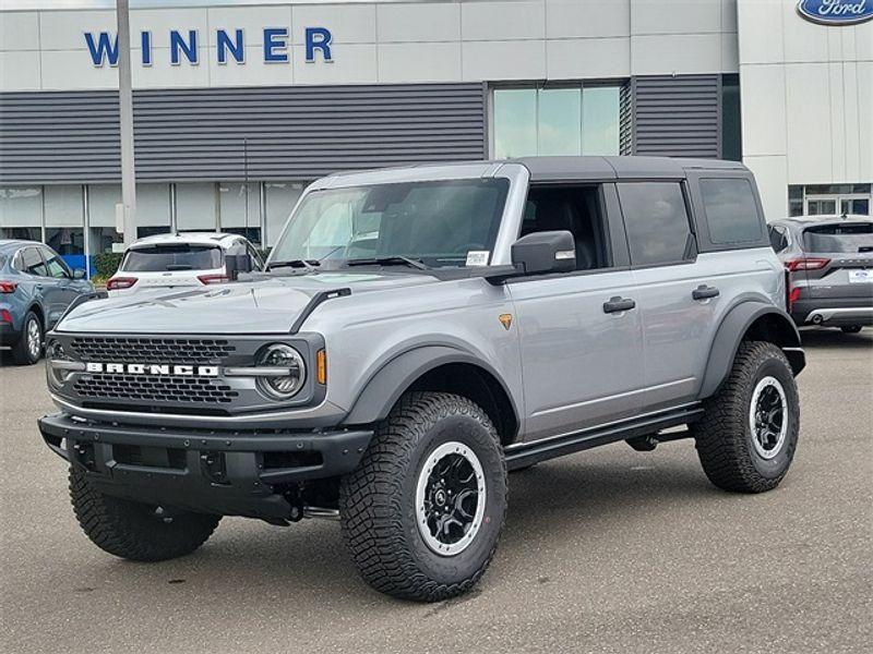 new 2024 Ford Bronco car