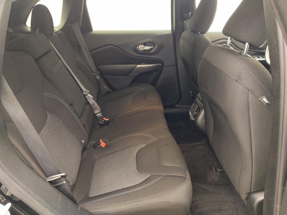 used 2019 Jeep Cherokee car, priced at $17,795