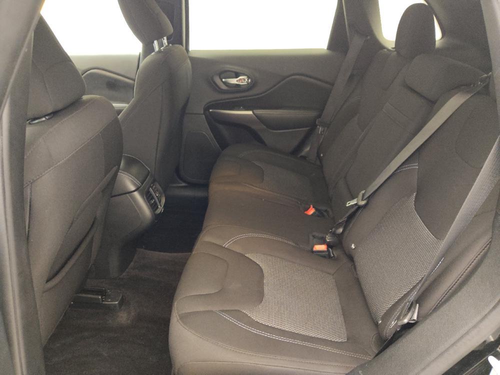 used 2019 Jeep Cherokee car, priced at $17,795