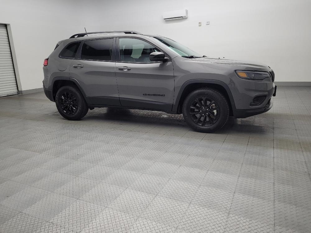 used 2023 Jeep Cherokee car, priced at $27,195