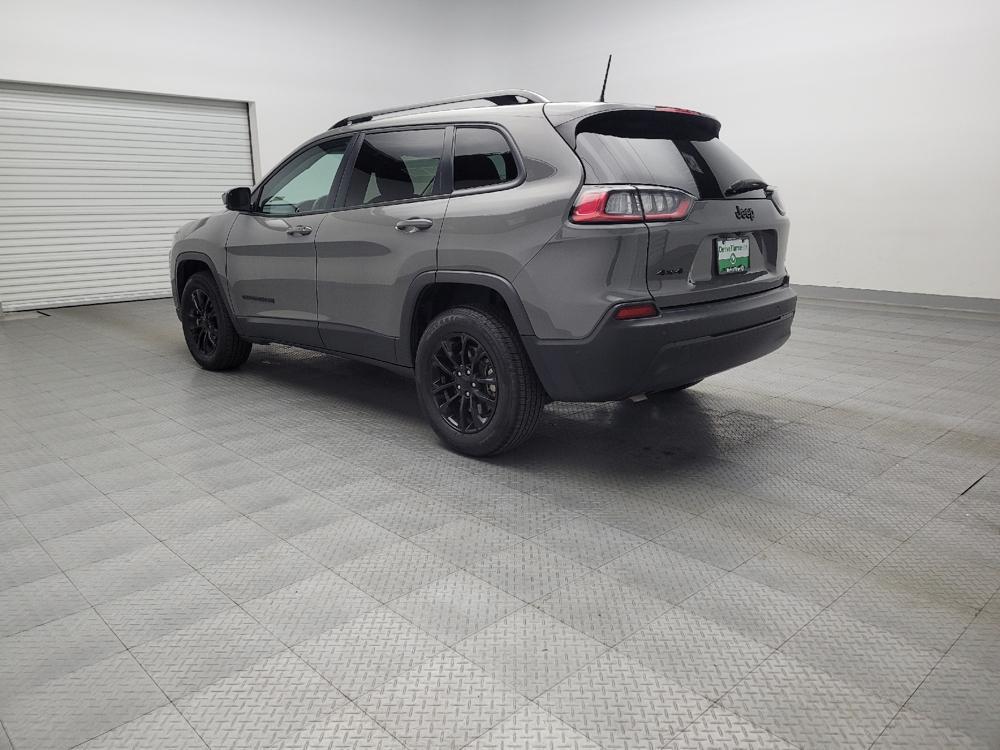 used 2023 Jeep Cherokee car, priced at $27,195