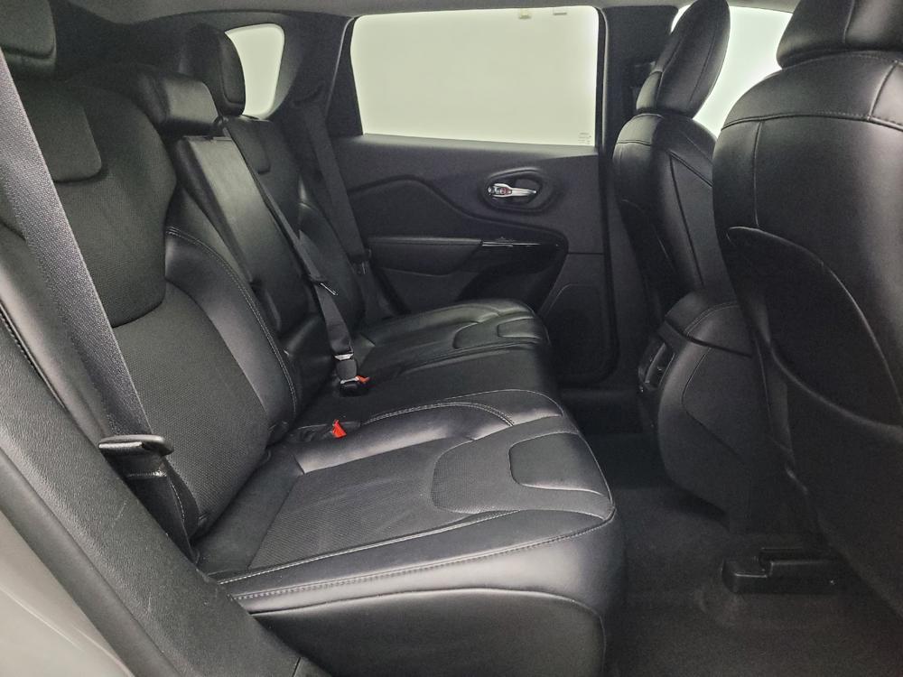used 2023 Jeep Cherokee car, priced at $27,195
