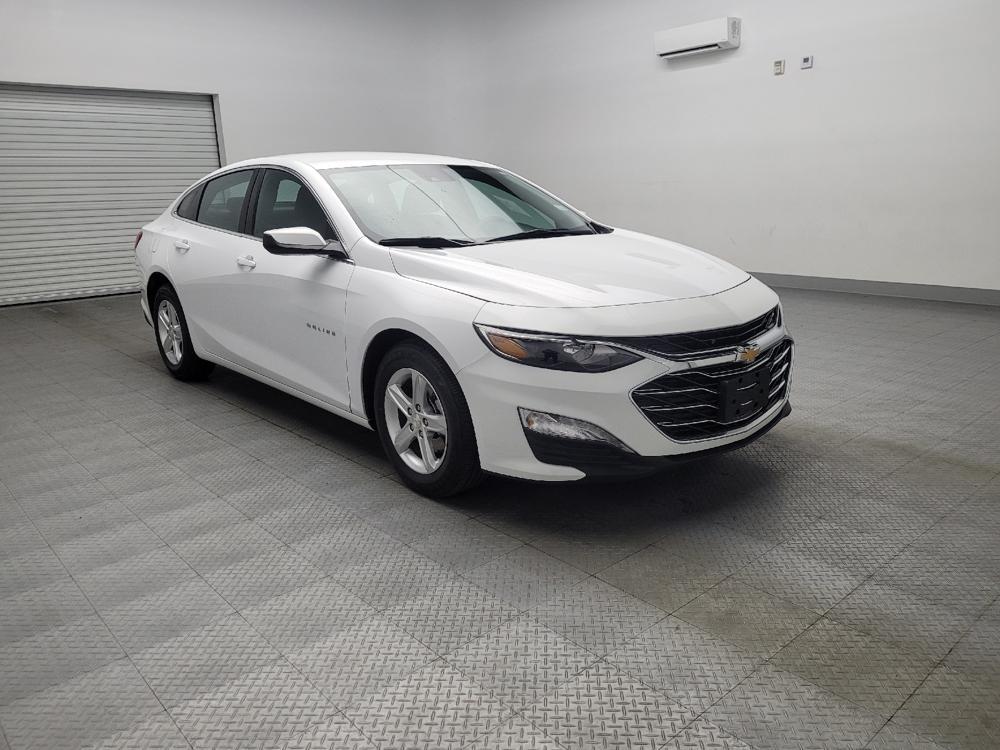 used 2024 Chevrolet Malibu car, priced at $25,395