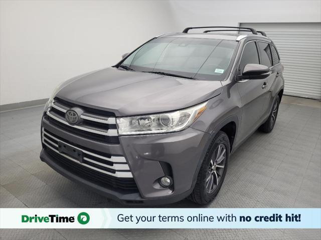 used 2019 Toyota Highlander car, priced at $26,895