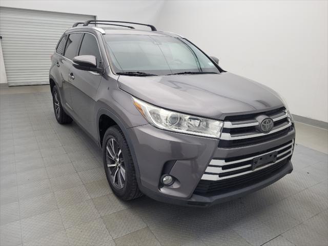 used 2019 Toyota Highlander car, priced at $26,895
