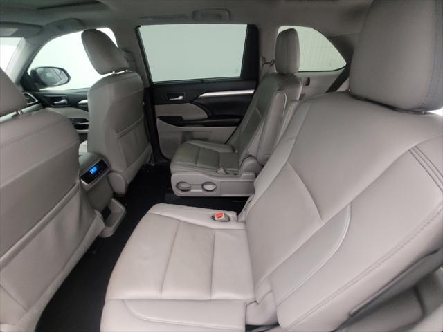used 2019 Toyota Highlander car, priced at $26,895