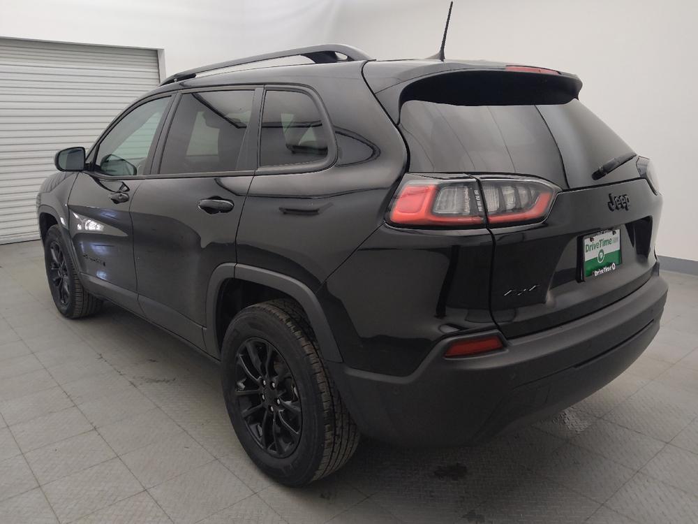 used 2023 Jeep Cherokee car, priced at $29,195