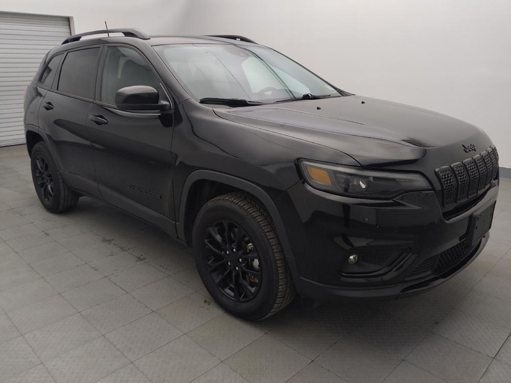 used 2023 Jeep Cherokee car, priced at $29,195