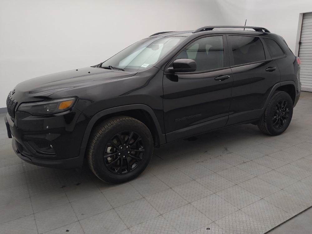 used 2023 Jeep Cherokee car, priced at $29,195
