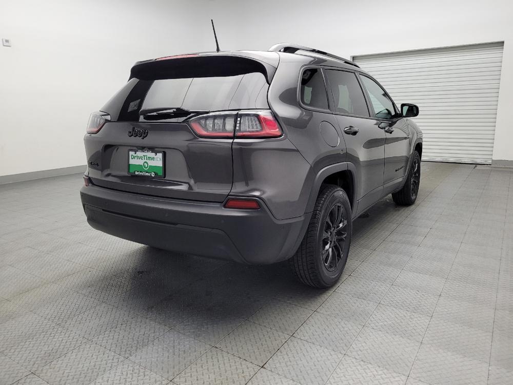 used 2023 Jeep Cherokee car, priced at $28,595