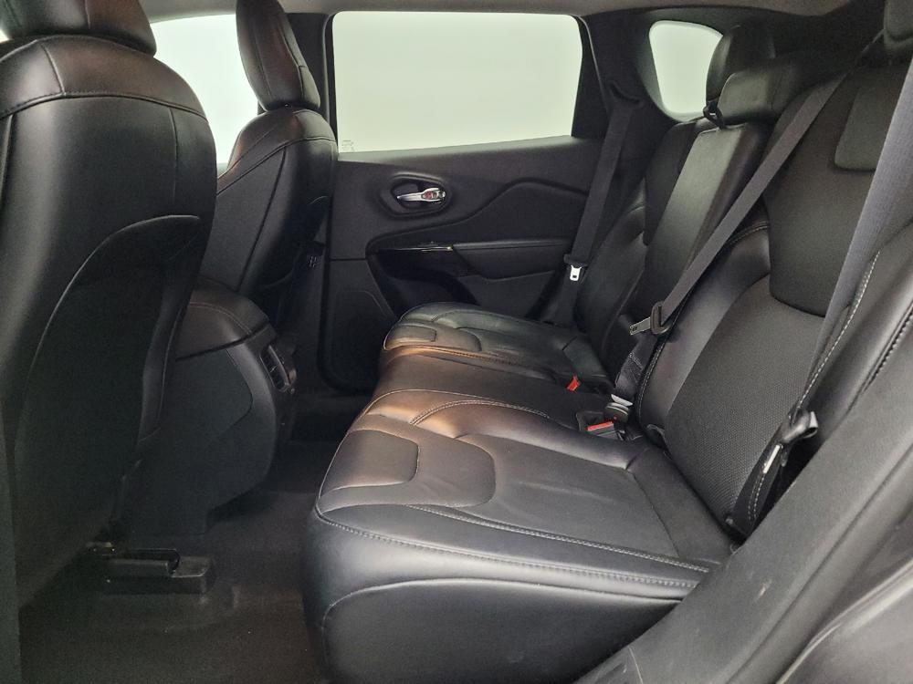 used 2023 Jeep Cherokee car, priced at $28,595