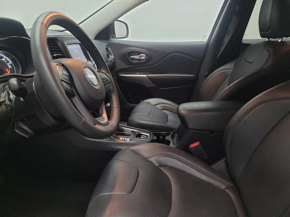 used 2021 Jeep Cherokee car, priced at $21,495