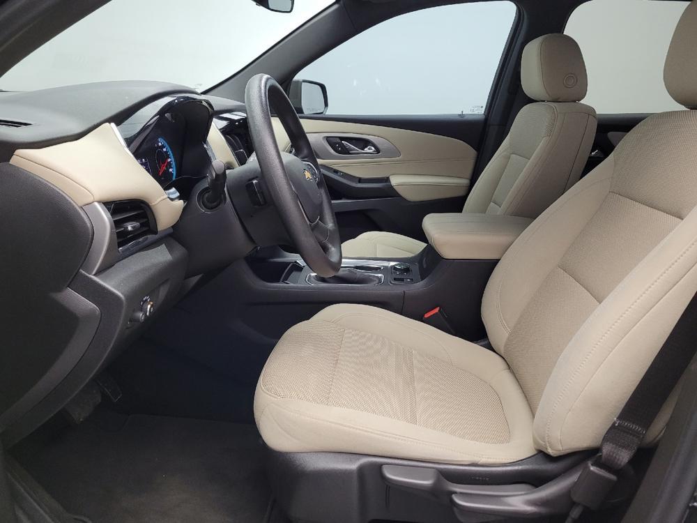 used 2022 Chevrolet Traverse car, priced at $23,795