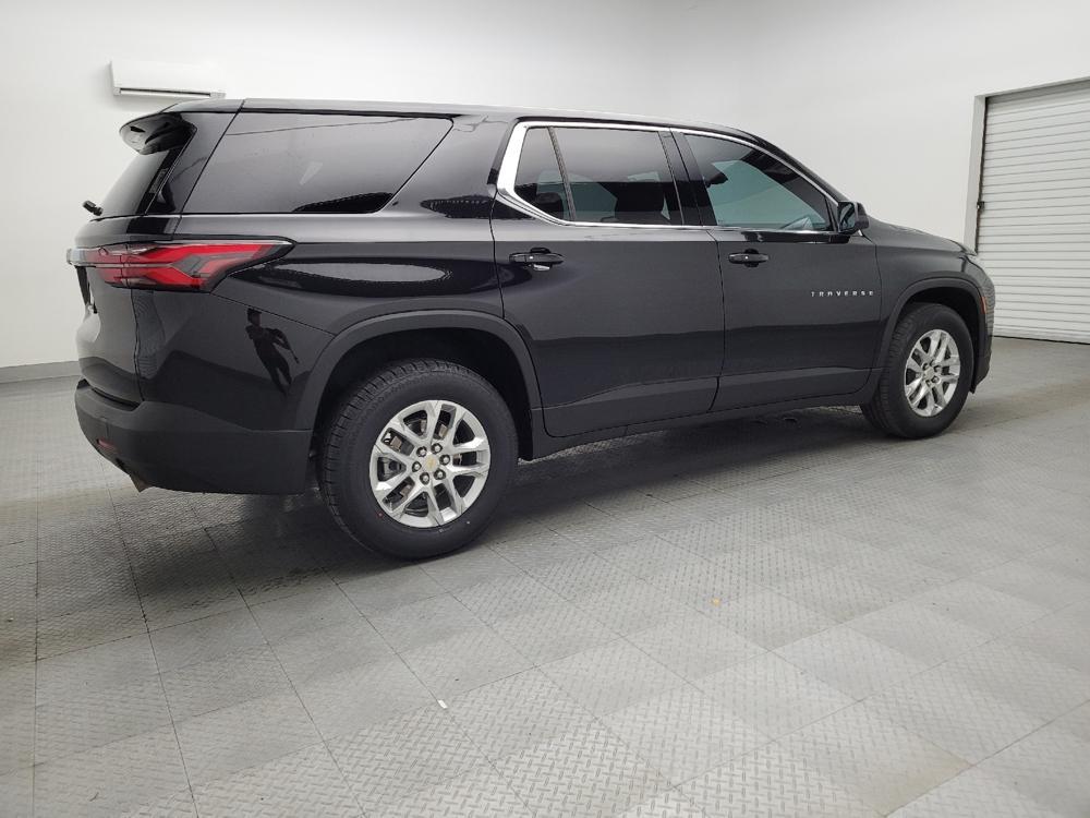 used 2022 Chevrolet Traverse car, priced at $23,795