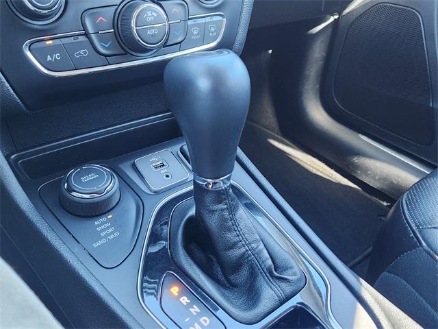 used 2019 Jeep Cherokee car, priced at $14,900