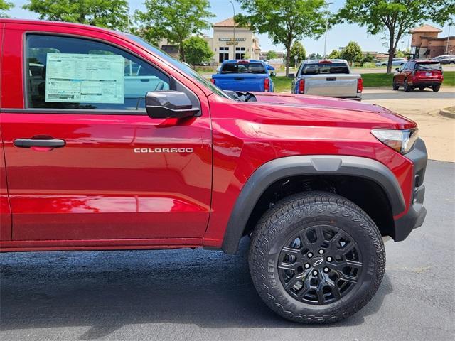 new 2025 Chevrolet Colorado car, priced at $43,935