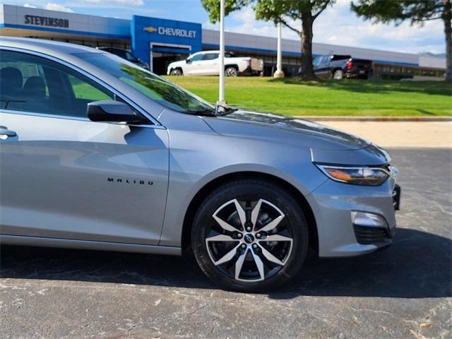 new 2025 Chevrolet Malibu car, priced at $28,745