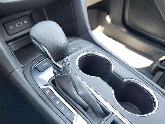 used 2023 Chevrolet Equinox car, priced at $23,600