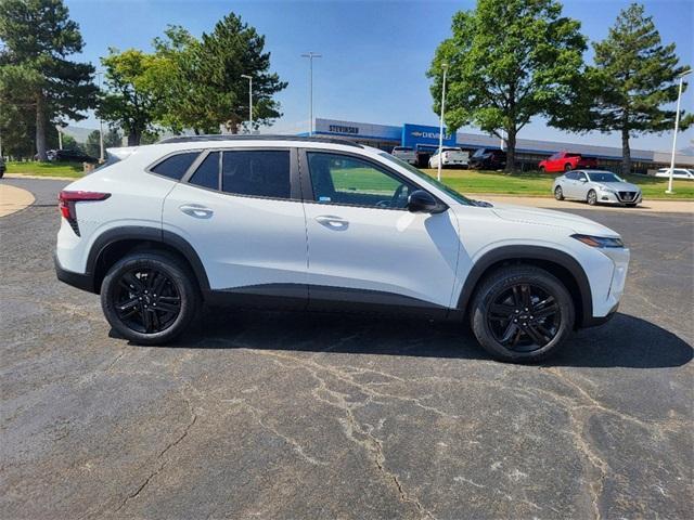 new 2025 Chevrolet Trax car, priced at $27,435