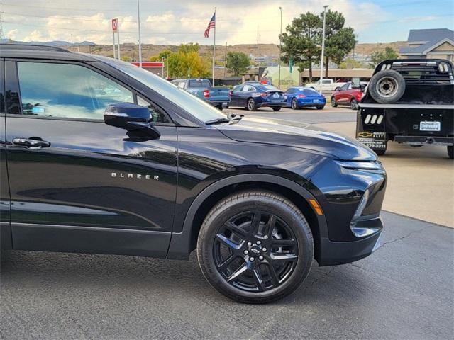 new 2025 Chevrolet Blazer car, priced at $45,920