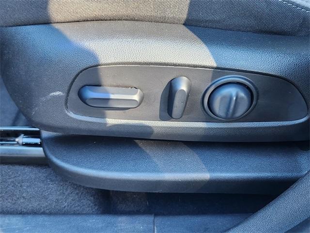 used 2021 Chevrolet Equinox car, priced at $18,427