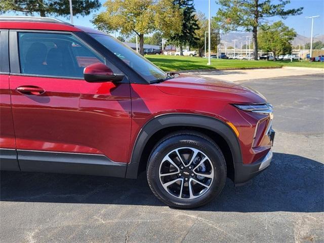 new 2025 Chevrolet TrailBlazer car, priced at $27,230