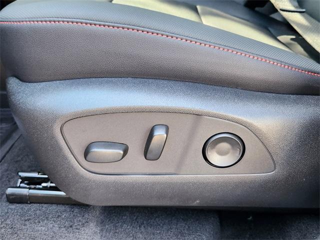 new 2025 Chevrolet Traverse car, priced at $56,565