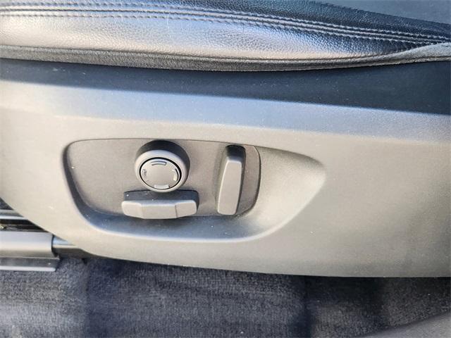 used 2018 Land Rover Discovery Sport car, priced at $14,056