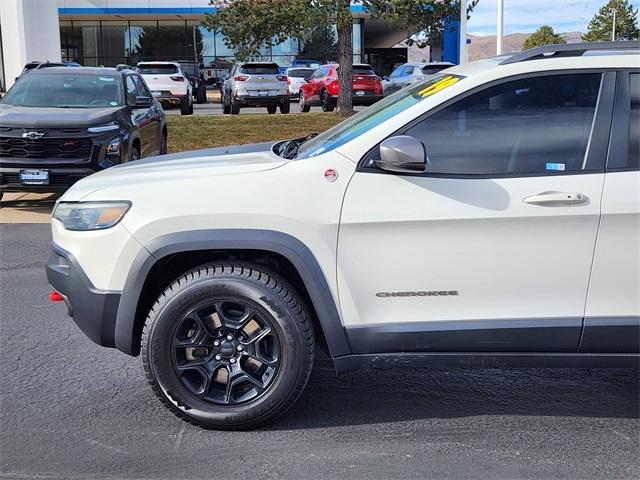 used 2019 Jeep Cherokee car, priced at $15,900