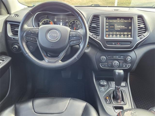 used 2019 Jeep Cherokee car, priced at $15,900