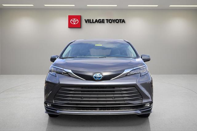 new 2025 Toyota Sienna car, priced at $47,061