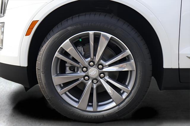 new 2025 Cadillac XT5 car, priced at $52,815