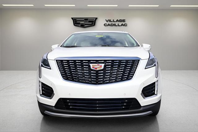 new 2025 Cadillac XT5 car, priced at $52,815