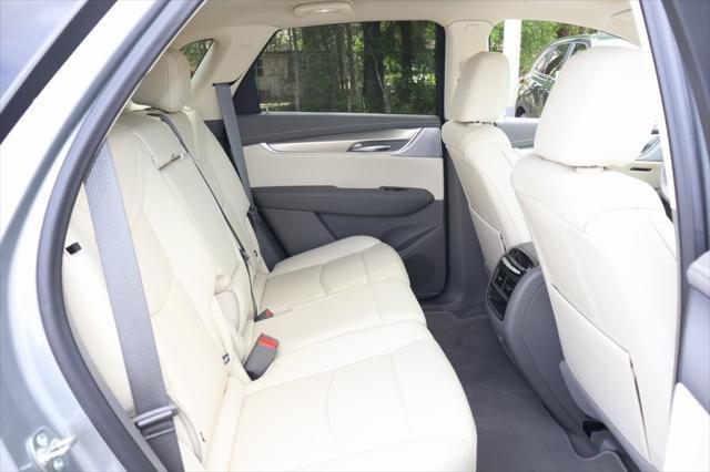 new 2025 Cadillac XT5 car, priced at $53,089