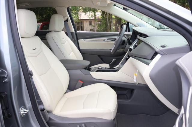 new 2025 Cadillac XT5 car, priced at $53,089
