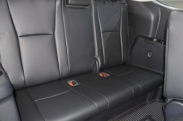 used 2023 Toyota Highlander car, priced at $37,993